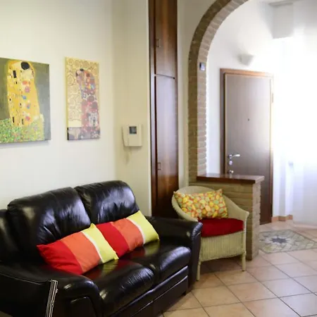 Corso Adda Apartmán *